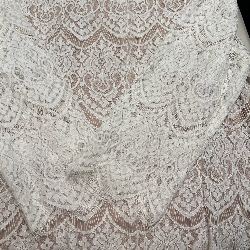 Dress - Picture 3 of 6